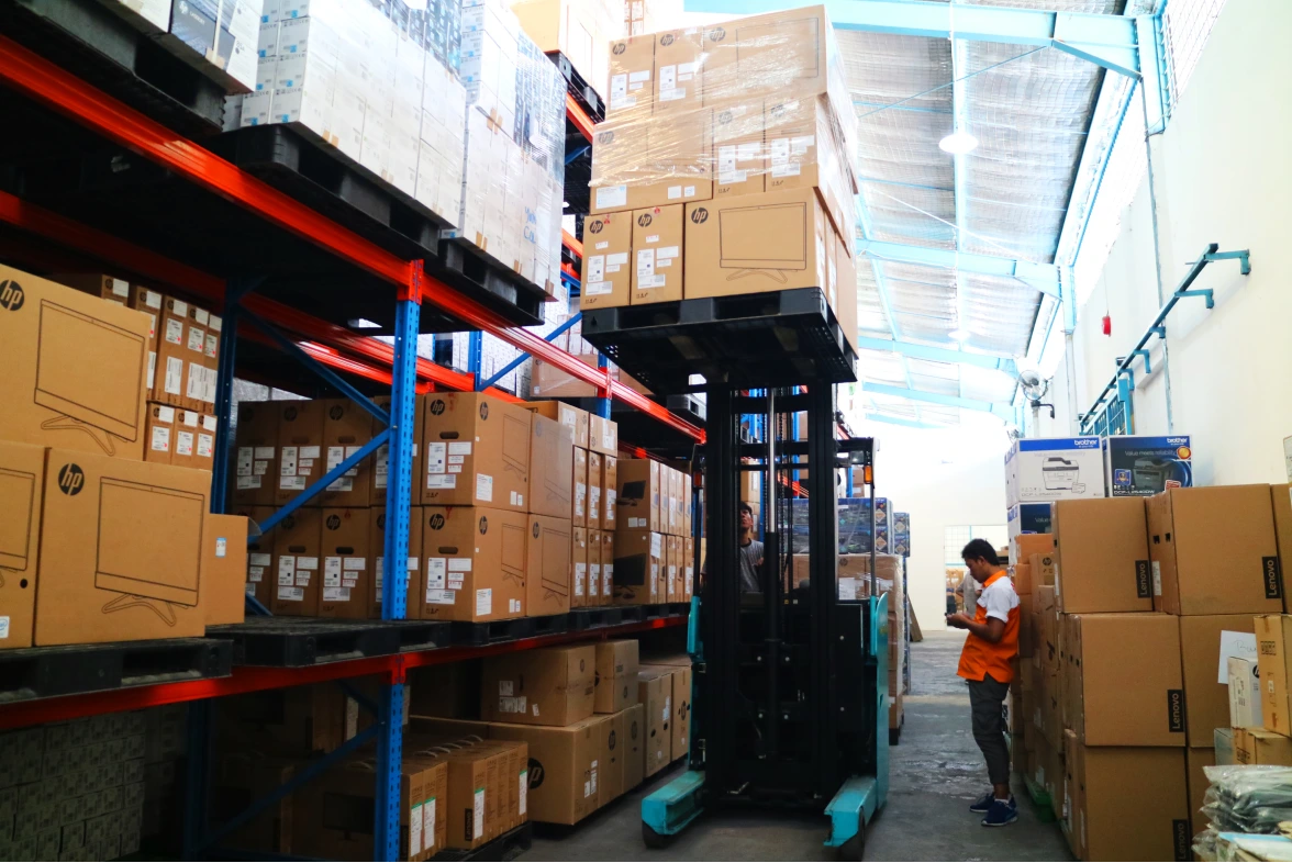 slide warehouse